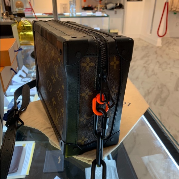 Louis Vuitton Solar Ray Soft Trunk Bag Monogram Canvas - Picture 3 of 5